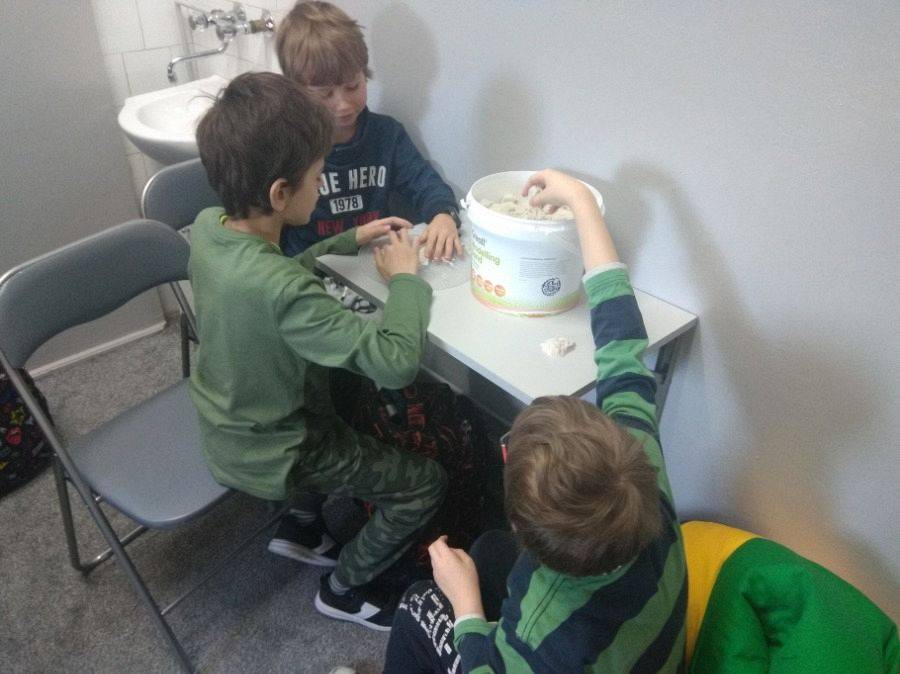  Grafika #0: POKÓJ WYCISZEŃ