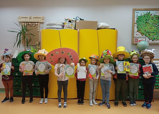 Wiosenne nakrycie głowy, kl. I a