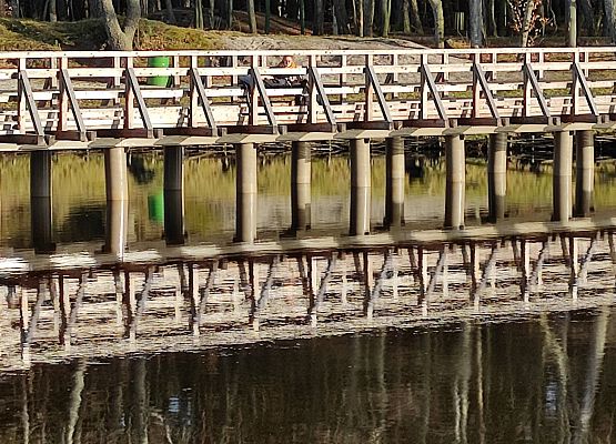 Mateusz Krzemiński kl.7aMost w lustrze wody