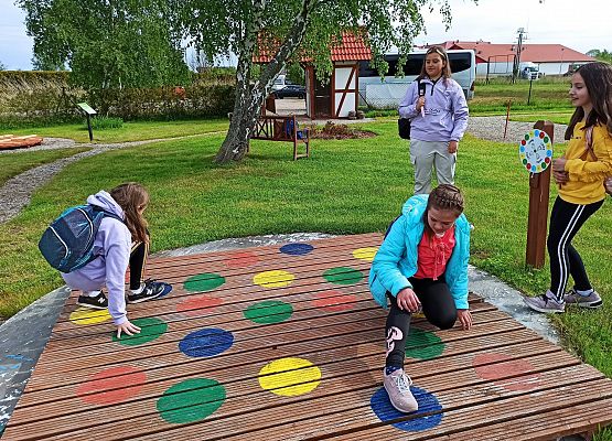 Dziewczyny grają w grę