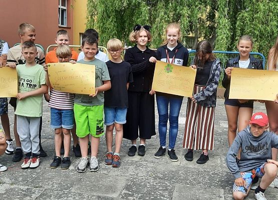 6d prezentuje plakaty