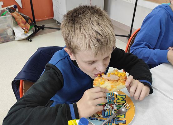 Grafika 22: „Czas na zdrową pizzę”