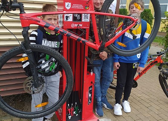 pierwsi goście na stacji