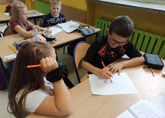 Natasza i Bartek grają w grę