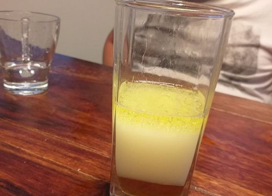 Szymon bada gęstość