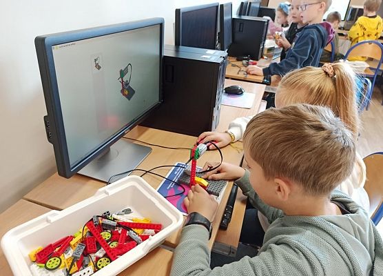 budujemy z klocków Lego WeDo