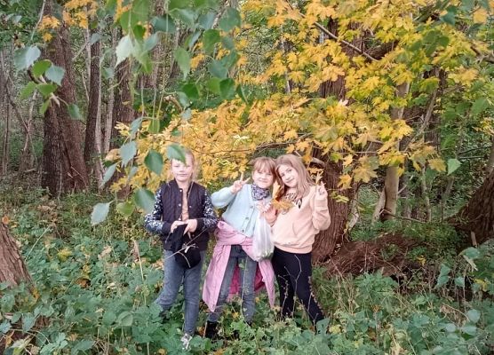 W poszukiwaniu darów jesieni, H. Garbaczewska, A. Pilarska, kl. II a