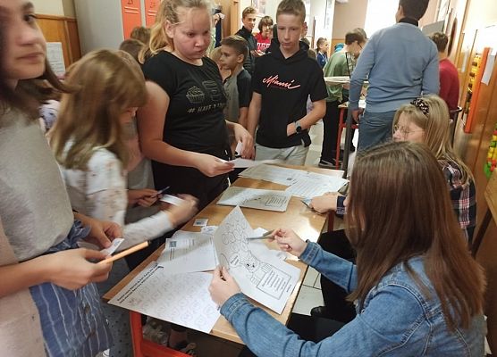 Grafika 2: Światowy Dzień Tabliczki Mnożenia