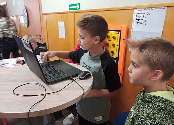 Grafika 21: Światowy Dzień Tabliczki Mnożenia