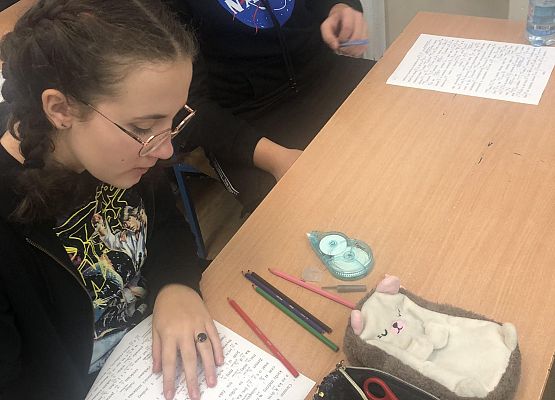 kolorowe dyktando w 8a Dorota i Kacper