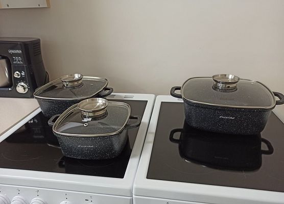 kuchenki i garnki