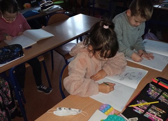 wirtualne podróże H. Jaroń,T. Ptaszek, II b