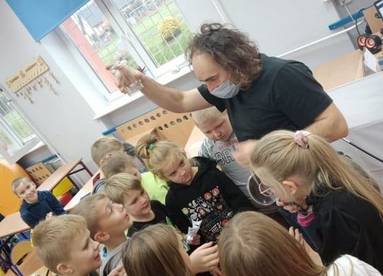 pająki, A. Roda, T. Kolano, K. Elwart, kl. II a