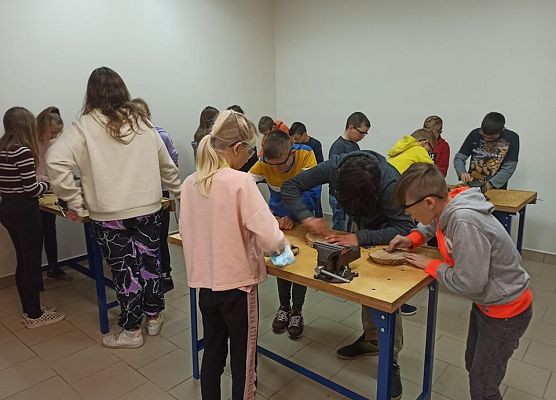 5b szlifuje deseczki