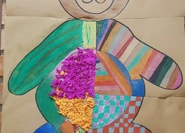 Miś wykonany przez uczniów klasy 3a