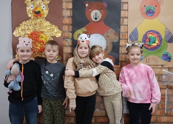 Dzień misia dzieci z klasy 2a