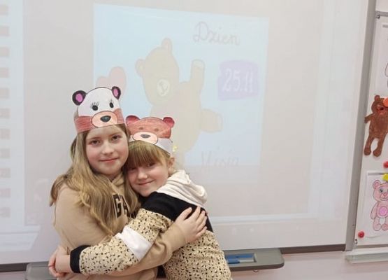 Dzień misia H. Garbaczewska N. Mielewczyk kl.IIA