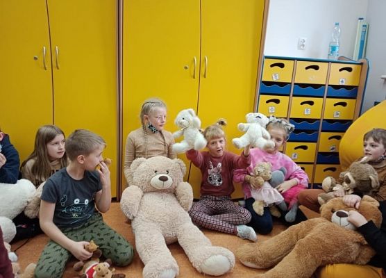 Dzień misia K. Elwart, A. Pilarska kl.IIA