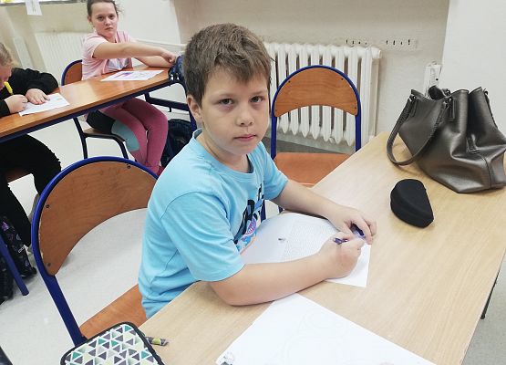 Maciek pokonał misiowy labirynt