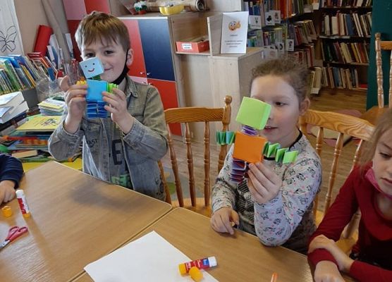 LEMiada,  J. Brzeski, K. Lewandowska, kl. II a