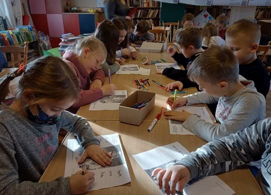 LEMiada,  L. Świerczyńska, K. Elwart, kl. II a