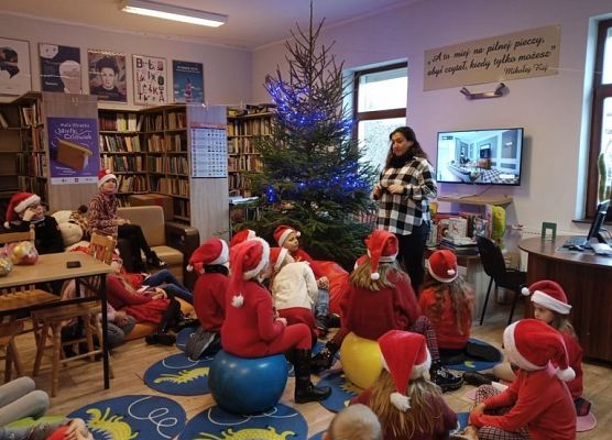 Mikołajowa lekcja czytelnicza, kl. II a