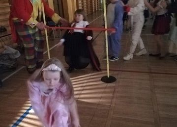 bal karnawałowy, A. Pilarska, H. Garbaczewska, kl. II a
