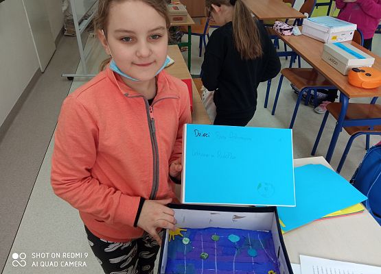 Hania i jej pudełko z lektur