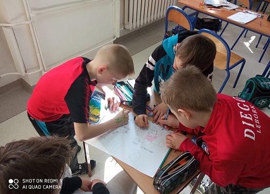 Mikołaj Filip Aleksy i Ada rysują drugą część komiksu