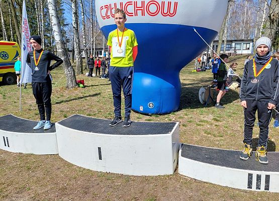 Konrad Metera Mistrz Województwa w biegach przełajowych Dekoracja
