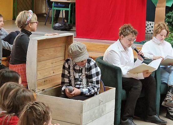 Narratorzy-Gosia i Franek