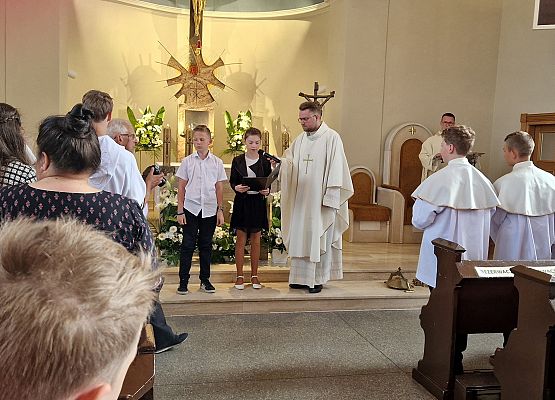 Msza w kościele w Nowej Wsi Lęborskiej