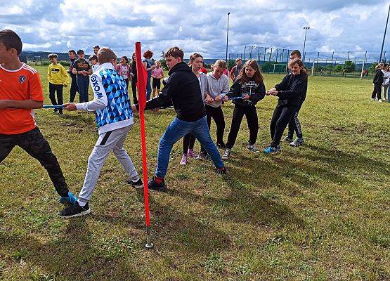 klasa 5a przeciąganie liny