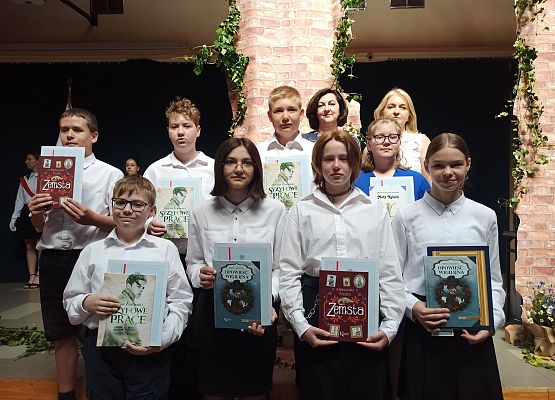 uczniowie wyróżnieni w klasie 6a