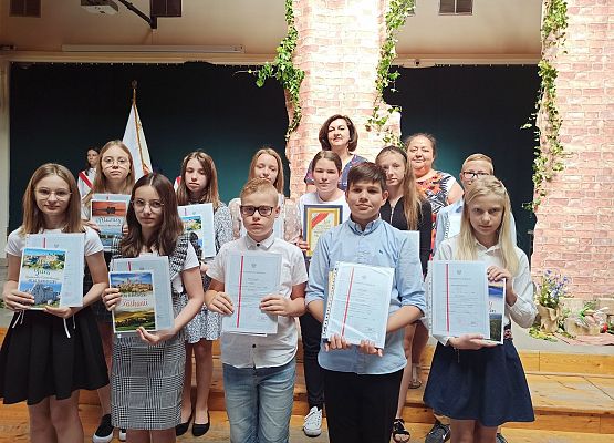 uczniowie wyróżnieni w klasie 5b