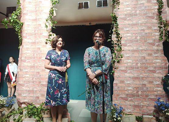 Pani dyrektor z Panią Olą