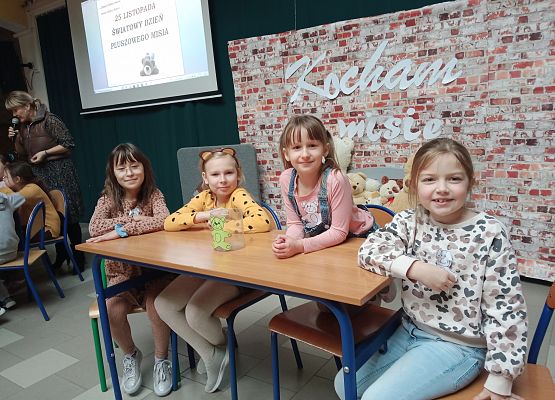 Dzień Pluszowego Misia H. Jaroń Nel kl. 3b