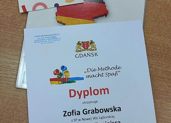 dyplom i nagroda za udział w konkursie