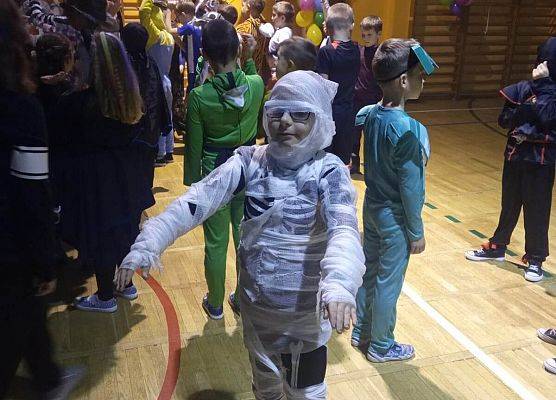 bal karnawałowy strój mumi