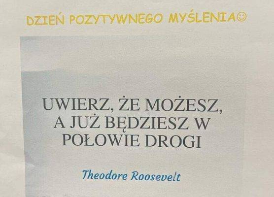 Pozytywne myśli na drzwiach gabinetów
