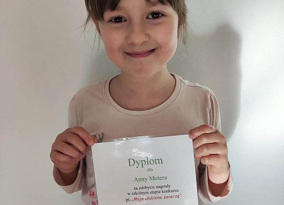 Anna Metera kl.1a nagrodzona w konkursie Moje ulubione zwierzątko