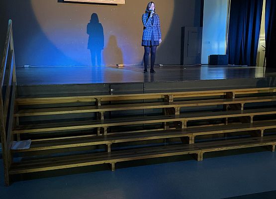 Grafika 1: Brawo Dominika!