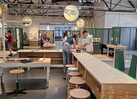 Grafika 52: Niezapomniana wycieczka - Berlin wzdłuż i wszerz!