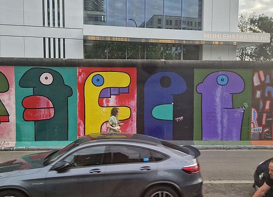 Grafika 59: Niezapomniana wycieczka - Berlin wzdłuż i wszerz!