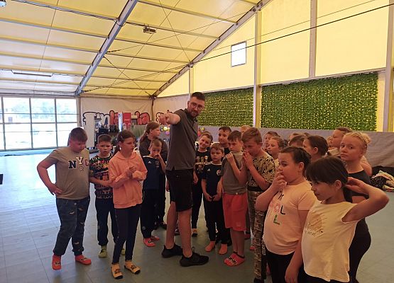 Kilka zasad przed wejściem na dmuchańce