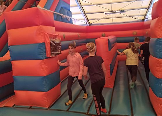 Szaleństwo na dmuchańcach