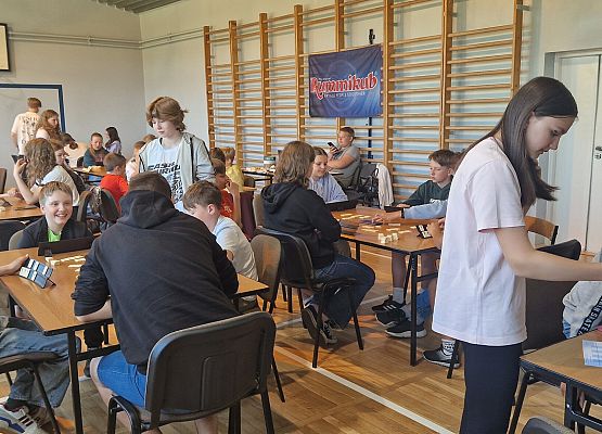 Grafika 35: Szkolny turniej Rummikub