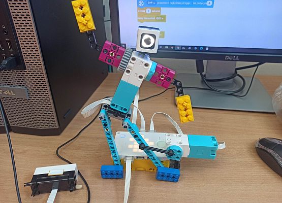 tancerz z klocków lego