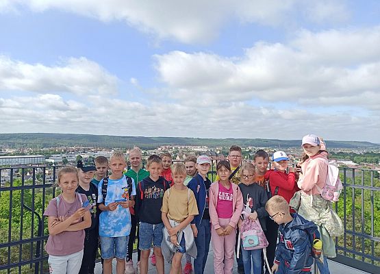 Uczniowie z 3b na Wieży Ciśnień