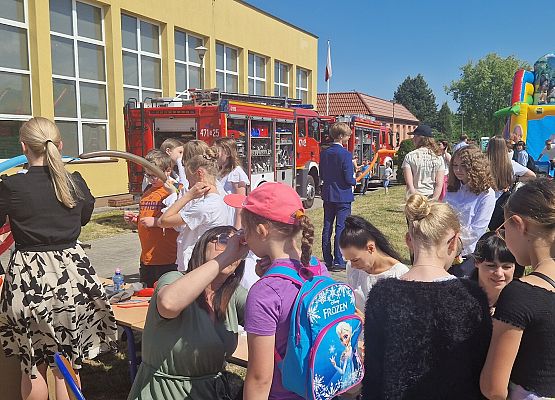 Grafika 60: Koncert dla naszych Bohaterów